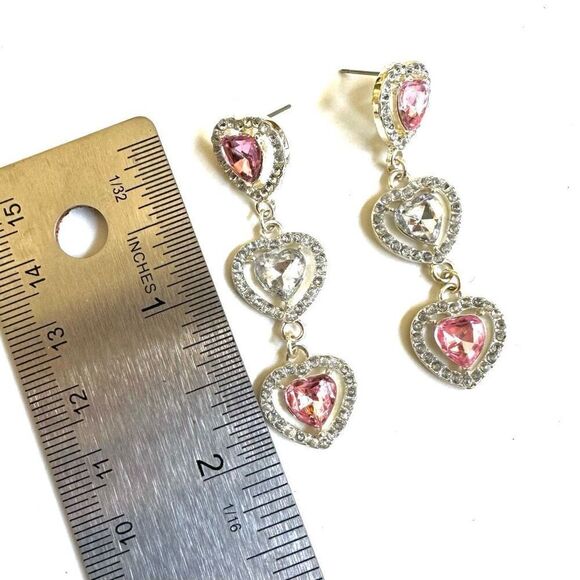 Pink rhinestone heart drop post earrings - Picture 6 of 6